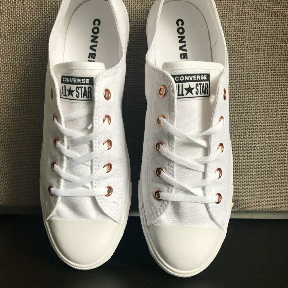 Converse Chuck Taylor Monochrome White